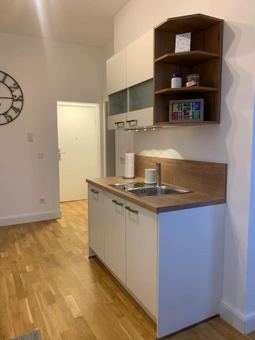 Charmante Altbauwohnung 魏因海姆 外观 照片